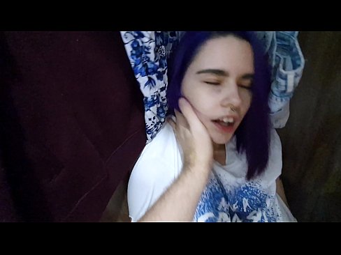 ❤️ 在壁櫥裡找到我姐姐並幫她射精 色情 在 zh-tw.passionateembracespotlight.ru ️❤